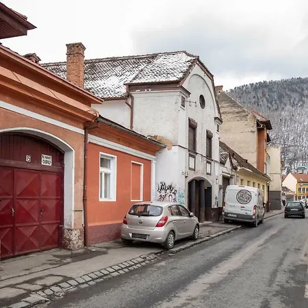 Marigold Boutique Apartment Brasov Exterior photo